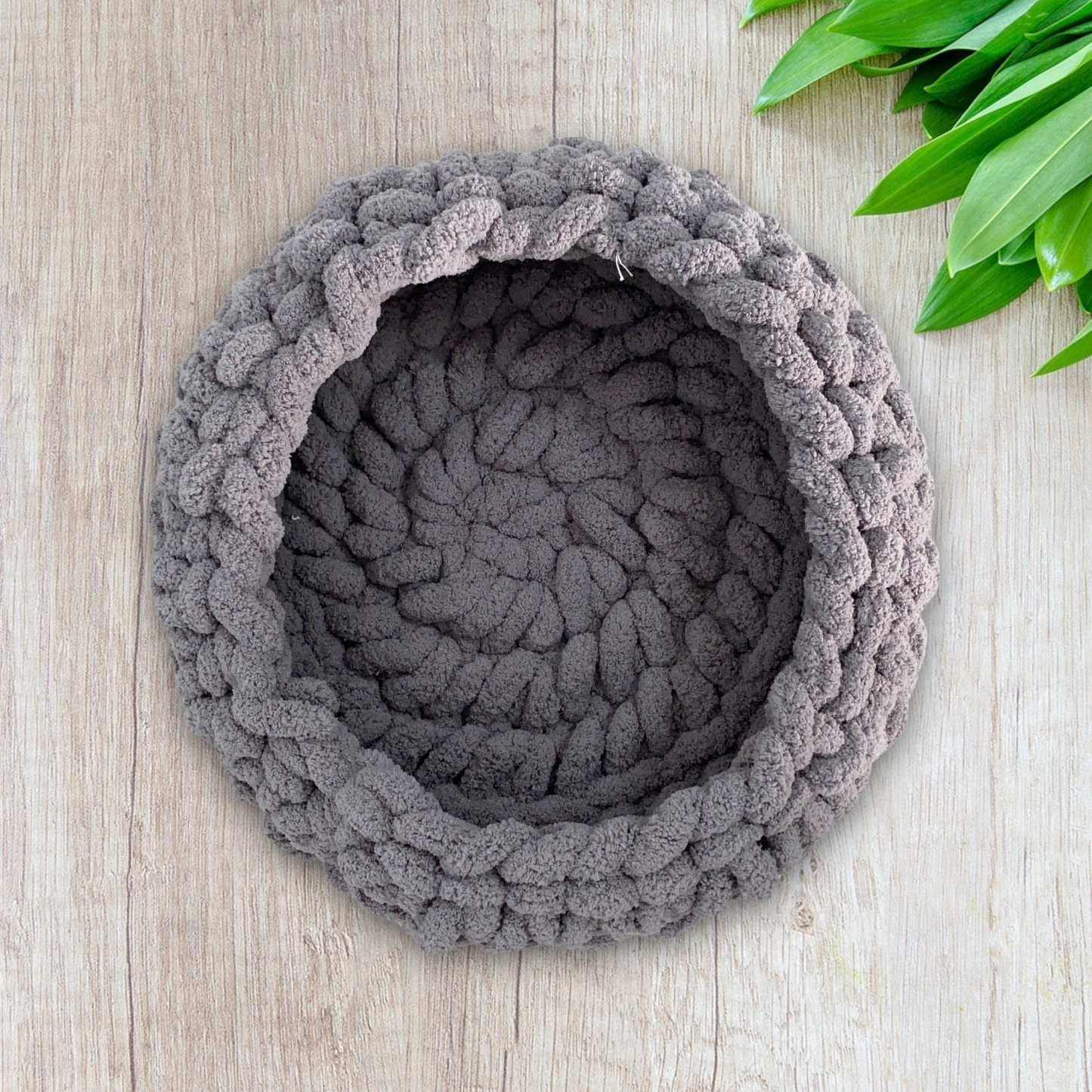 Gray Circular Pet Bed